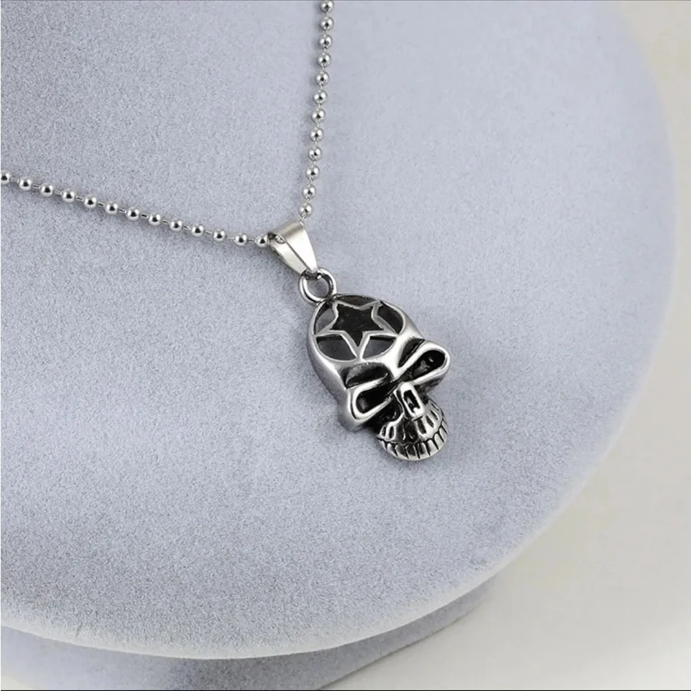 Unisex Stainless Steel Star Cut Out Skull Necklace